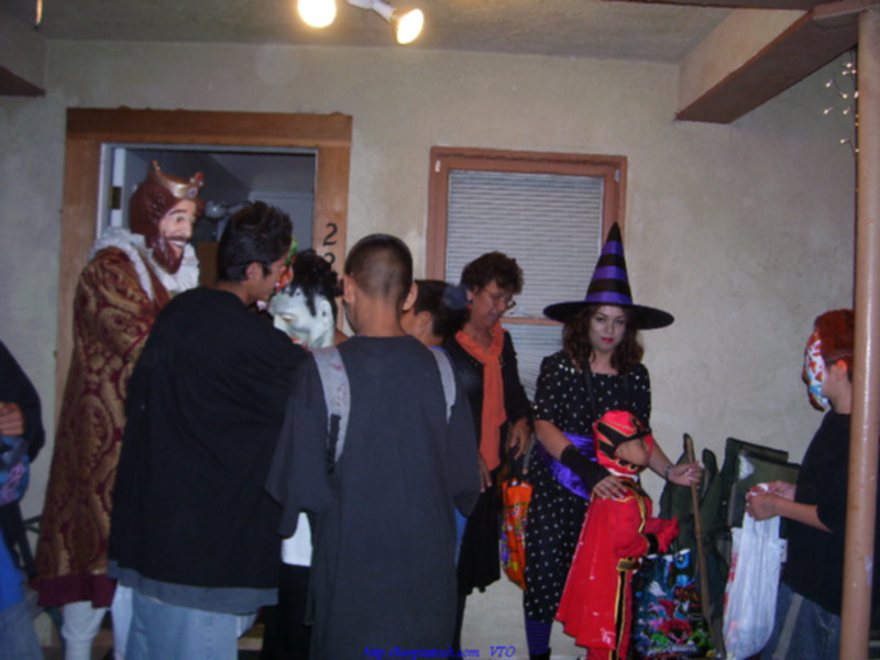 Holloween 2006 043.jpg